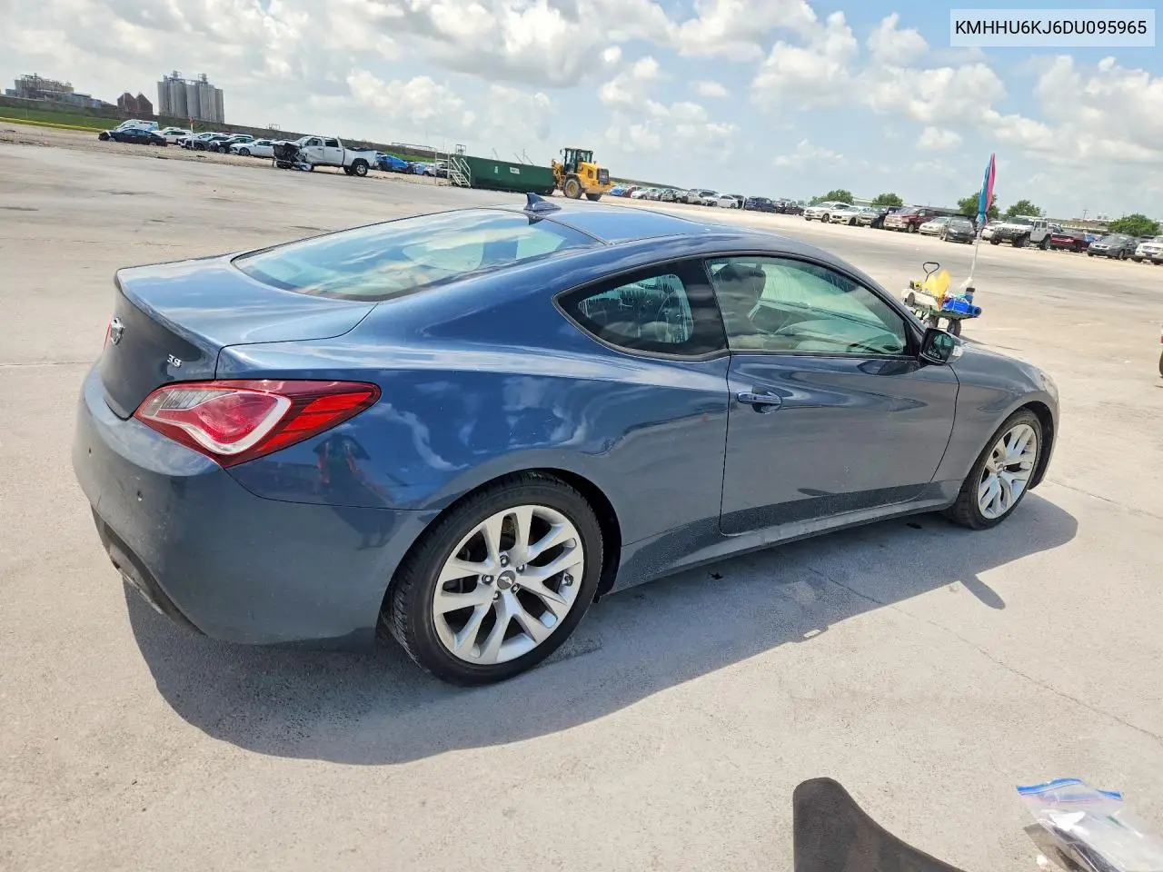 2013 Hyundai Genesis Coupe 3.8L VIN: KMHHU6KJ6DU095965 Lot: 59154456
