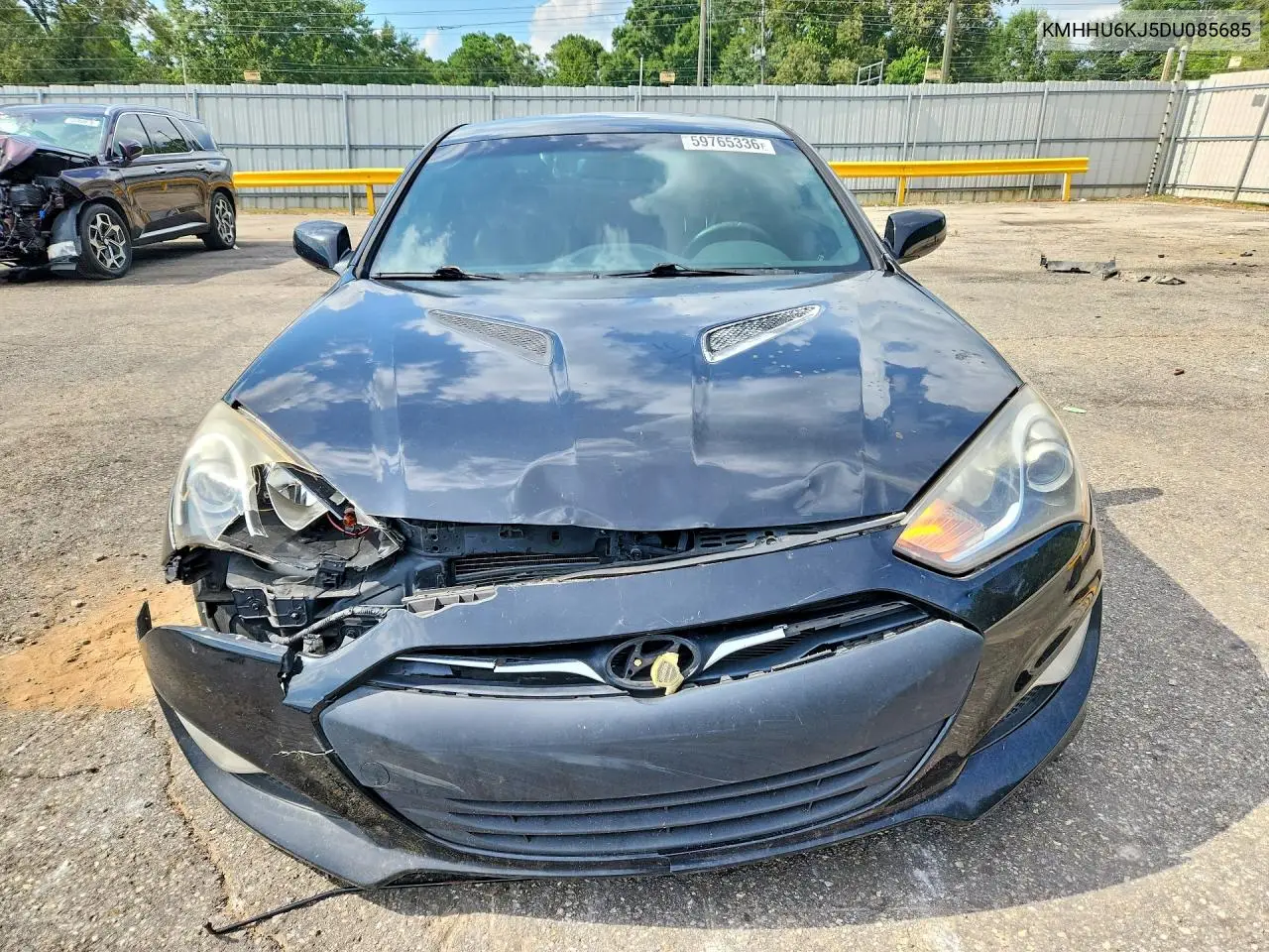 2013 Hyundai Genesis Coupe 3.8L VIN: KMHHU6KJ5DU085685 Lot: 59765336