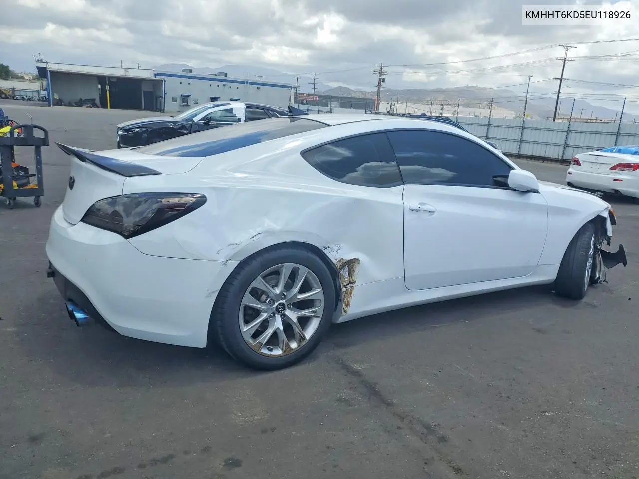 2014 Hyundai Genesis Coupe 2.0T VIN: KMHHT6KD5EU118926 Lot: 55083096