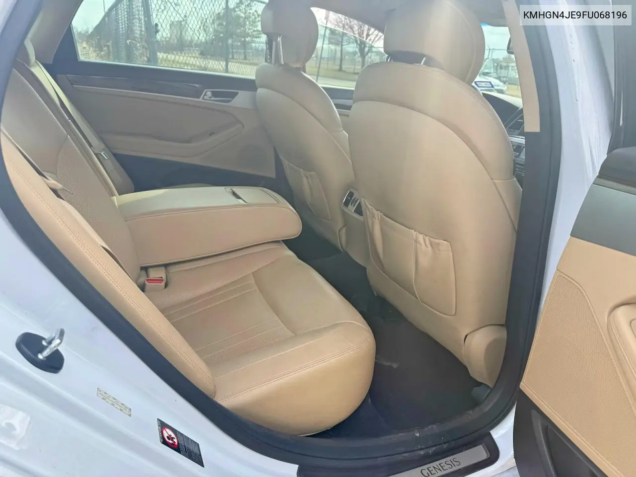 2015 Hyundai Genesis 3.8L VIN: KMHGN4JE9FU068196 Lot: 54590716