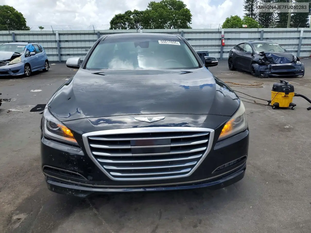 2015 Hyundai Genesis 3.8L VIN: KMHGN4JE7FU040283 Lot: 55017656