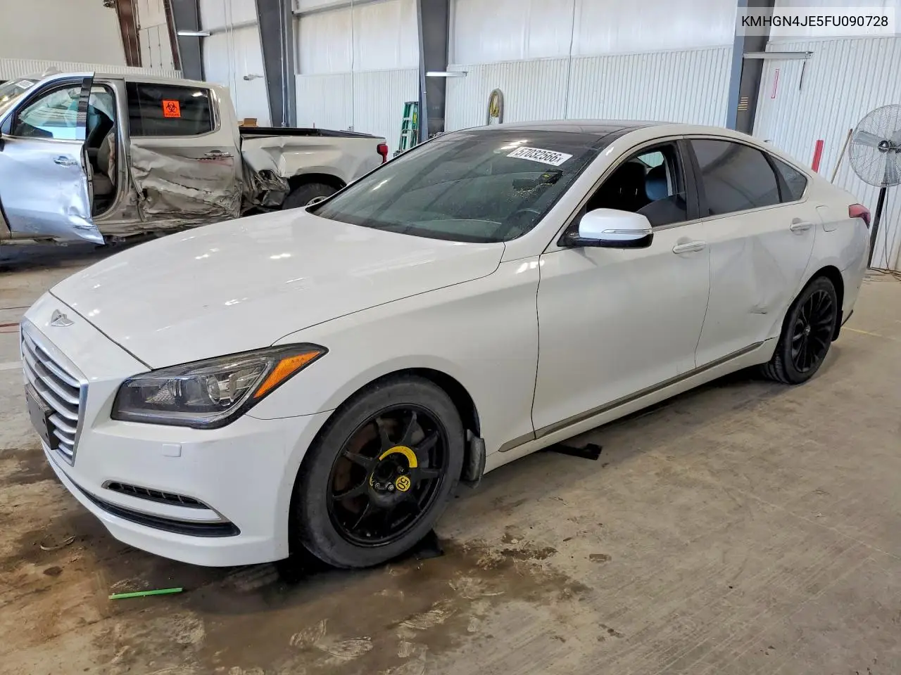2015 Hyundai Genesis 3.8L VIN: KMHGN4JE5FU090728 Lot: 57032566