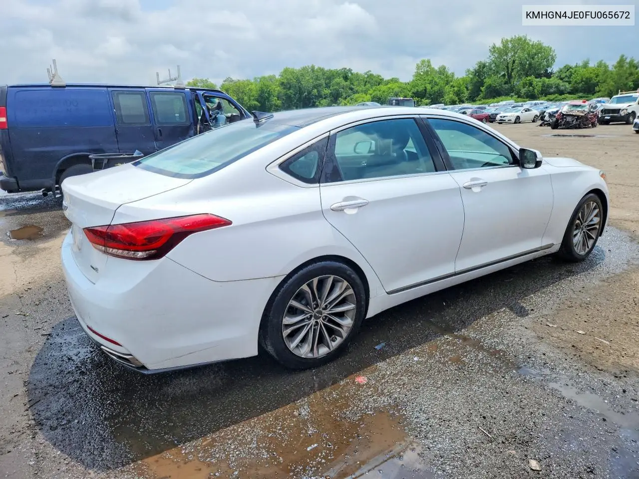 2015 Hyundai Genesis 3.8L VIN: KMHGN4JE0FU065672 Lot: 58470426