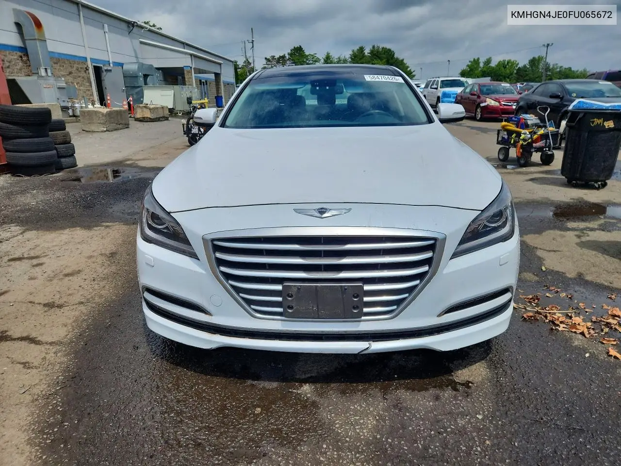 2015 Hyundai Genesis 3.8L VIN: KMHGN4JE0FU065672 Lot: 58470426