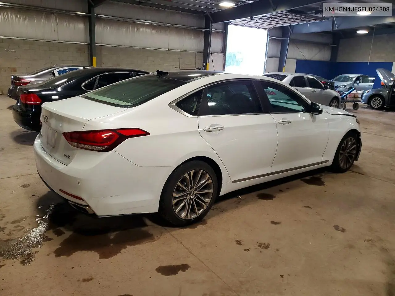 2015 Hyundai Genesis 3.8L VIN: KMHGN4JE5FU024308 Lot: 60070796