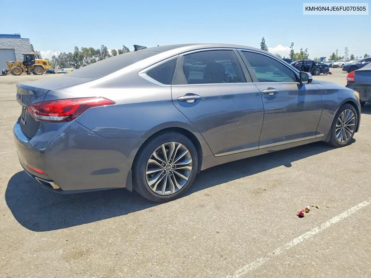2015 Hyundai Genesis 3.8L VIN: KMHGN4JE6FU070505 Lot: 61053176