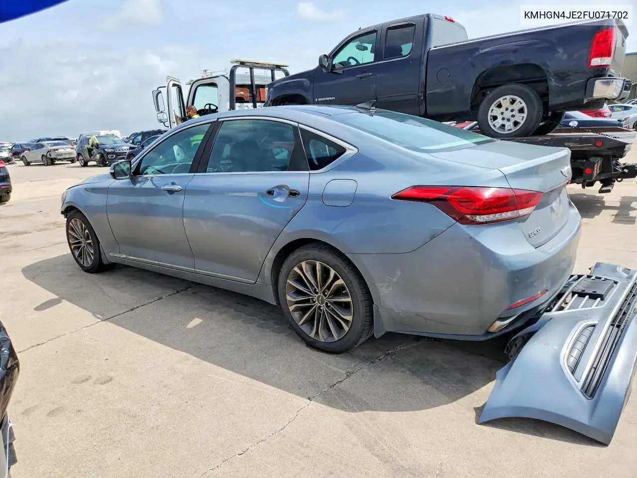 2015 Hyundai Genesis 3.8L VIN: KMHGN4JE2FU071702 Lot: 61176236