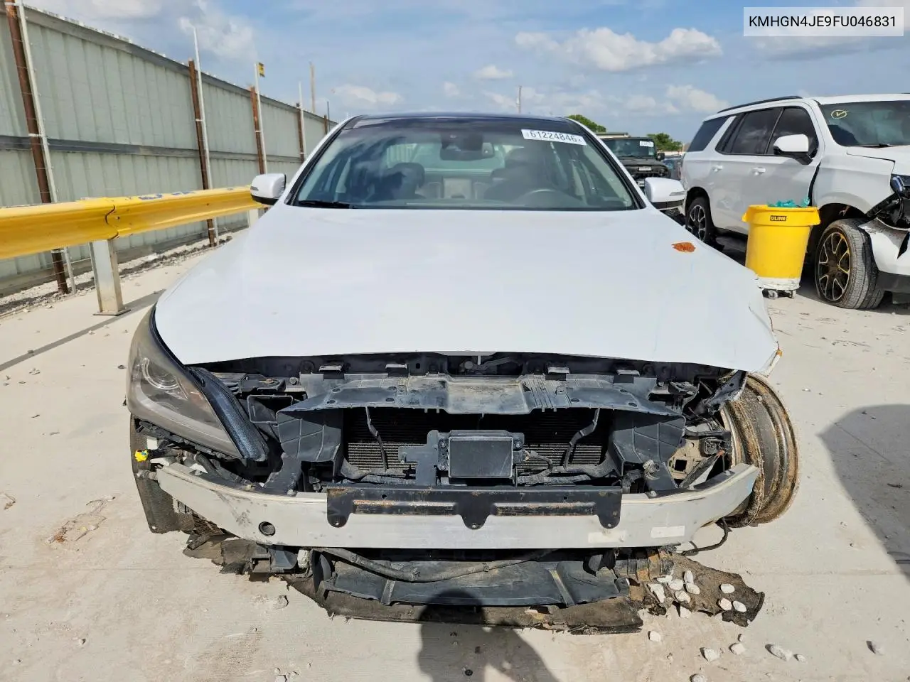 2015 Hyundai Genesis 3.8L VIN: KMHGN4JE9FU046831 Lot: 61224846