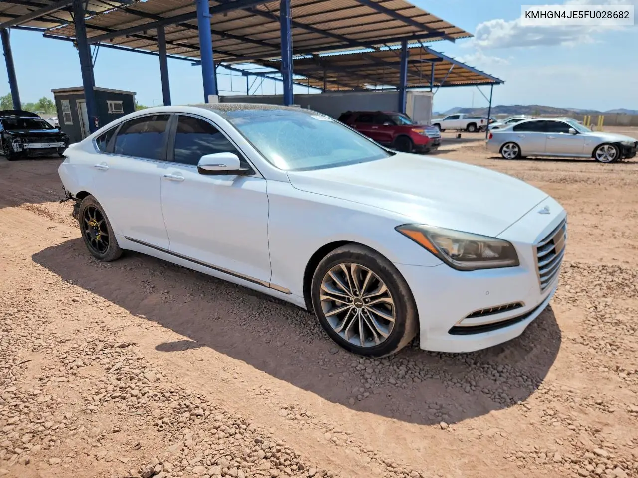 2015 Hyundai Genesis 3.8L VIN: KMHGN4JE5FU028682 Lot: 61718396