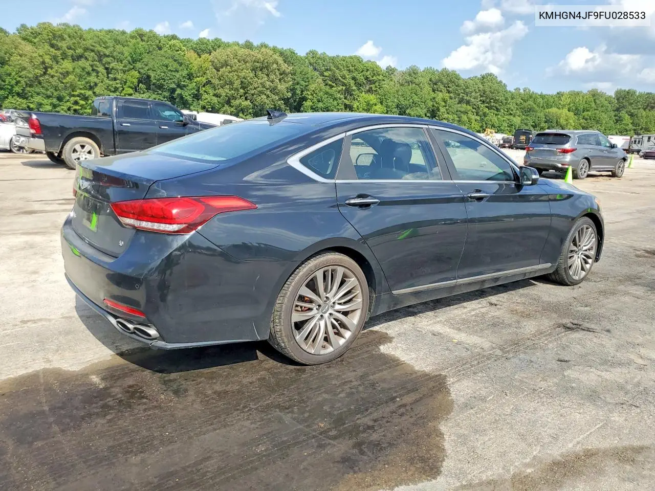 2015 Hyundai Genesis 5.0L VIN: KMHGN4JF9FU028533 Lot: 61801526