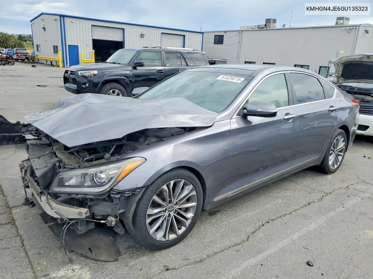 2016 Hyundai Genesis 3.8L VIN: KMHGN4JE6GU135323 Lot: 61029076