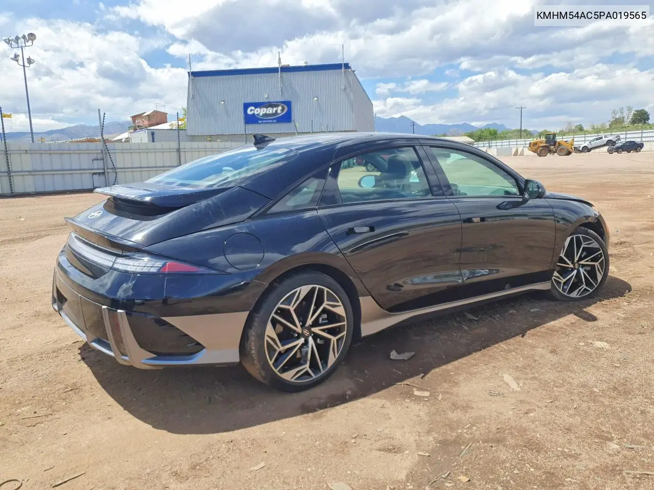 2023 Hyundai Ioniq 6 Limited VIN: KMHM54AC5PA019565 Lot: 54522586