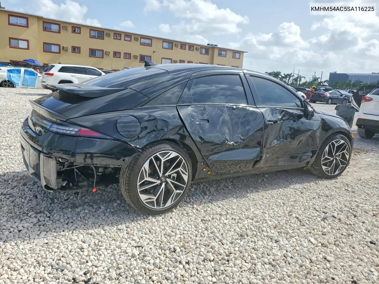 2025 Hyundai Ioniq 6 Limited VIN: KMHM54AC5SA116225 Lot: 59769806