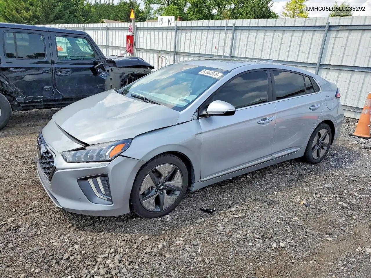 2020 Hyundai Ioniq Limited VIN: KMHC05LC5LU235292 Lot: 57044076