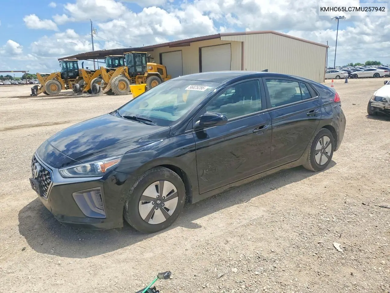 2021 Hyundai Ioniq Blue VIN: KMHC65LC7MU257942 Lot: 56825286