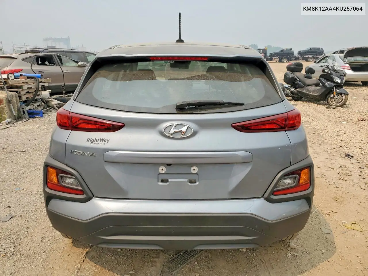 2019 Hyundai Kona Se VIN: KM8K12AA4KU257064 Lot: 61604056