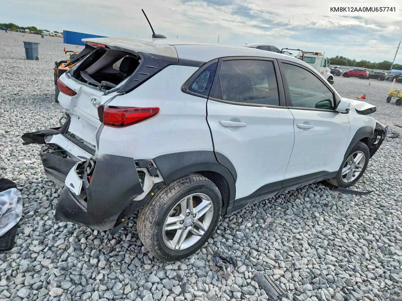 KM8K12AA0MU657741 2021 Hyundai Kona Se