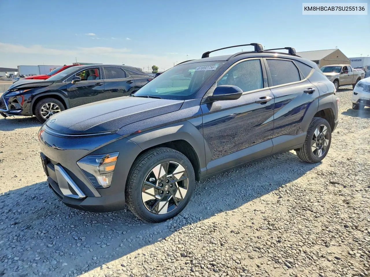 2025 Hyundai Kona Sel VIN: KM8HBCAB7SU255136 Lot: 61692756