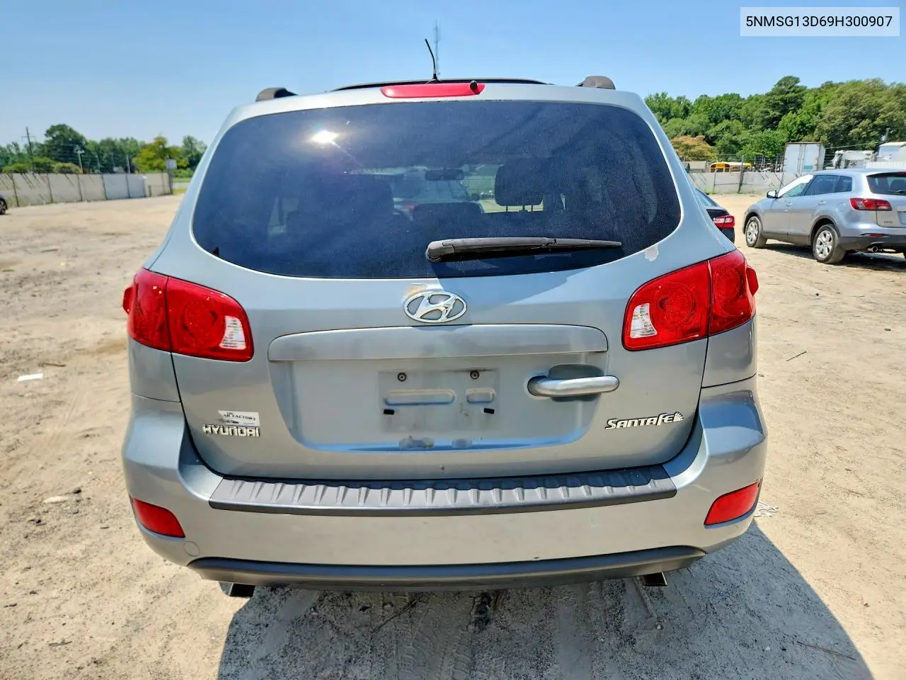 2009 Hyundai Santa Fe Gls VIN: 5NMSG13D69H300907 Lot: 60956566