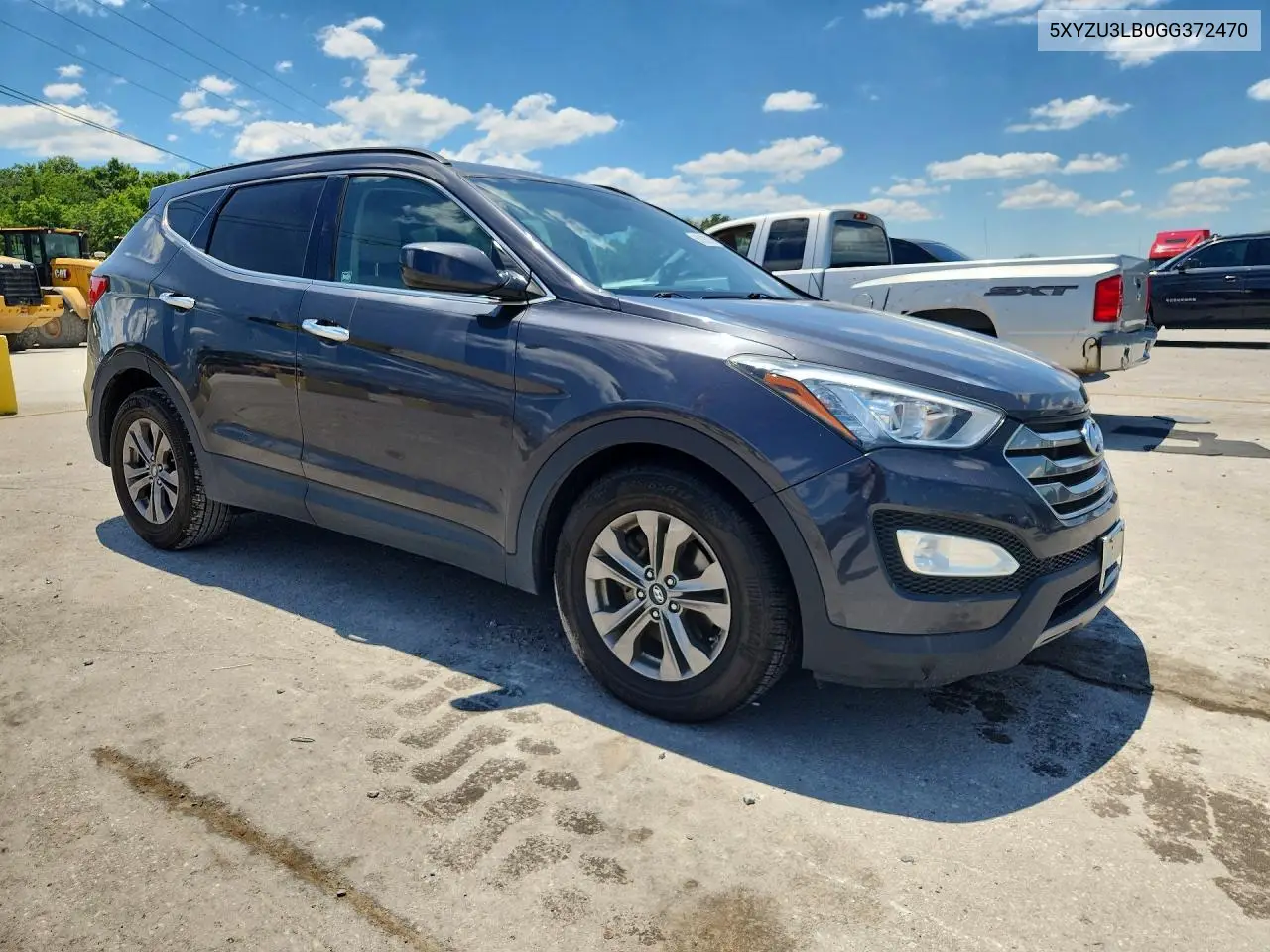 2016 Hyundai Santa Fe Sport 2.4L VIN: 5XYZU3LB0GG372470 Lot: 55926206
