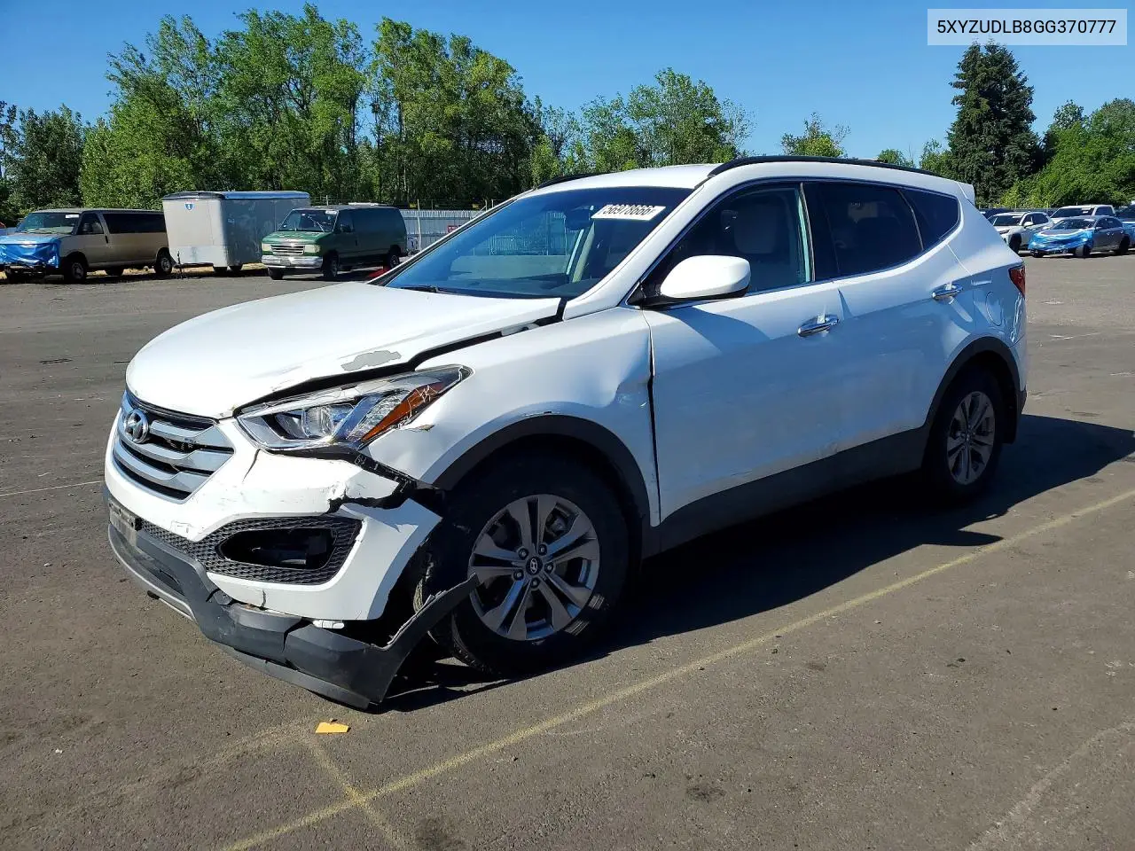 2016 Hyundai Santa Fe Sport 2.4L VIN: 5XYZUDLB8GG370777 Lot: 56978666