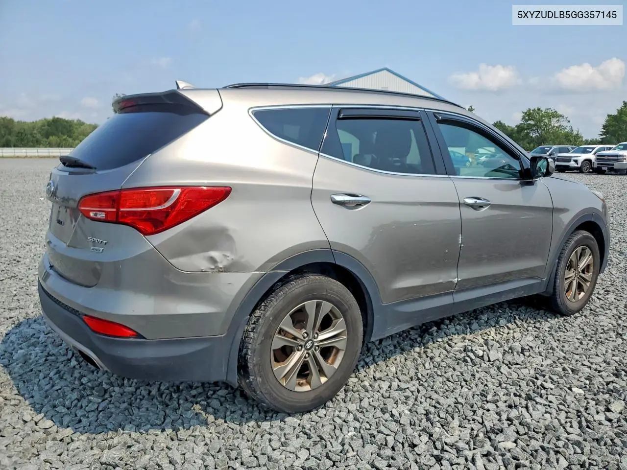 2016 Hyundai Santa Fe Sport 2.4L VIN: 5XYZUDLB5GG357145 Lot: 62085136