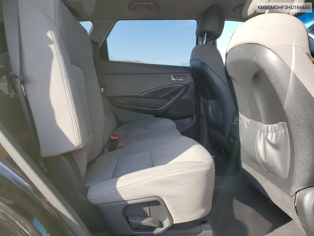 KM8SMDHF3HU166655 2017 Hyundai Santa Fe Se