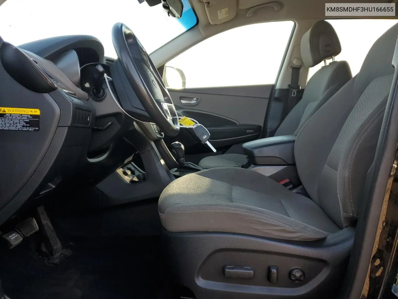 KM8SMDHF3HU166655 2017 Hyundai Santa Fe Se