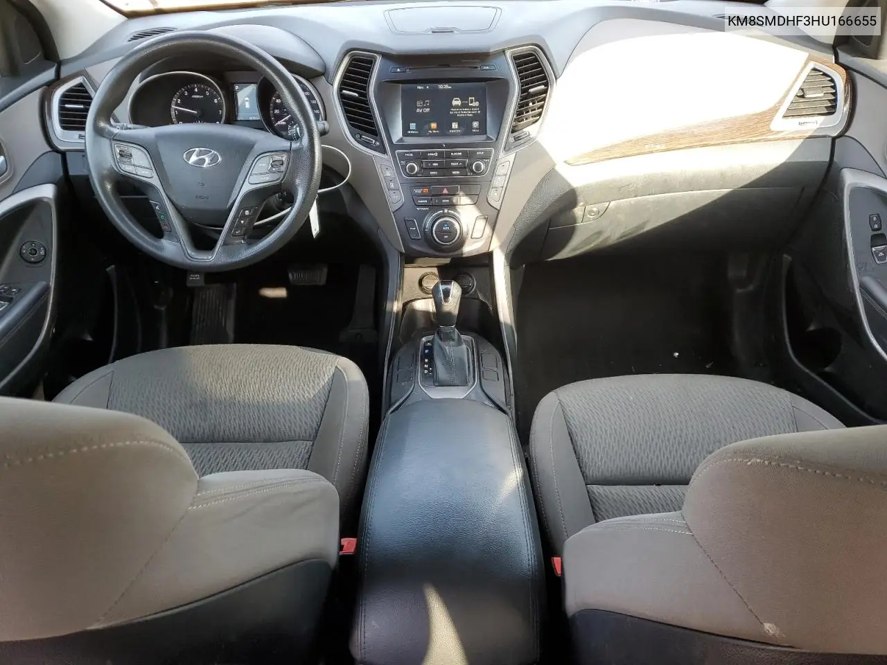 KM8SMDHF3HU166655 2017 Hyundai Santa Fe Se