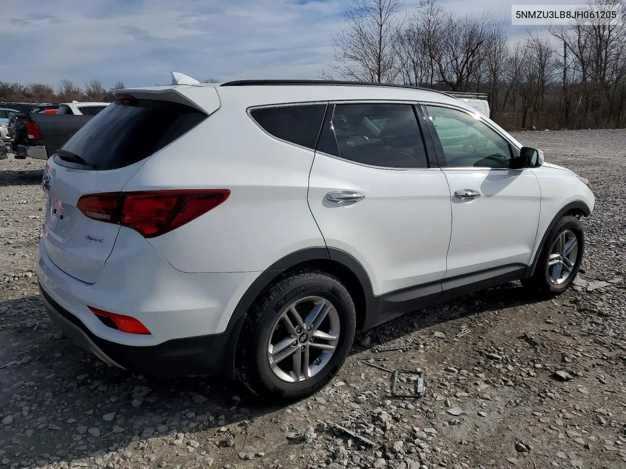 5NMZU3LB8JH061205 2018 Hyundai Santa Fe Sport