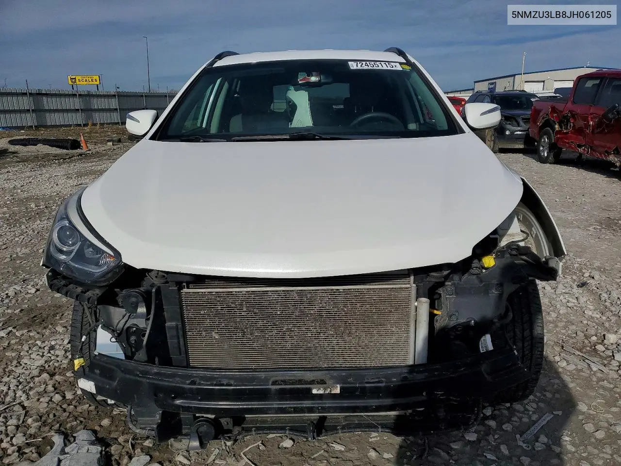 5NMZU3LB8JH061205 2018 Hyundai Santa Fe Sport