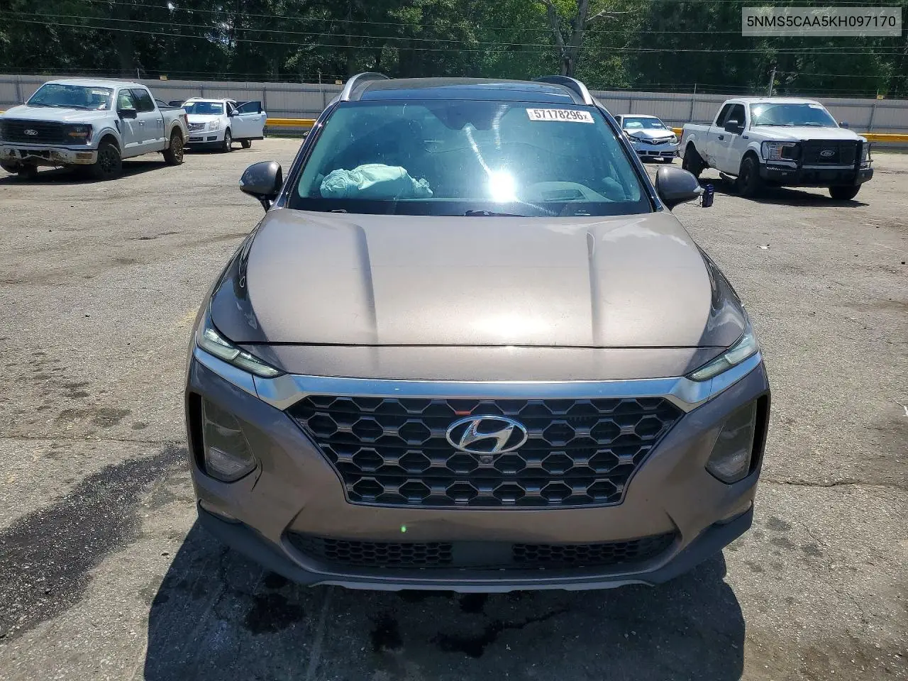 2019 Hyundai Santa Fe Limited 2.0T VIN: 5NMS5CAA5KH097170 Lot: 57178296