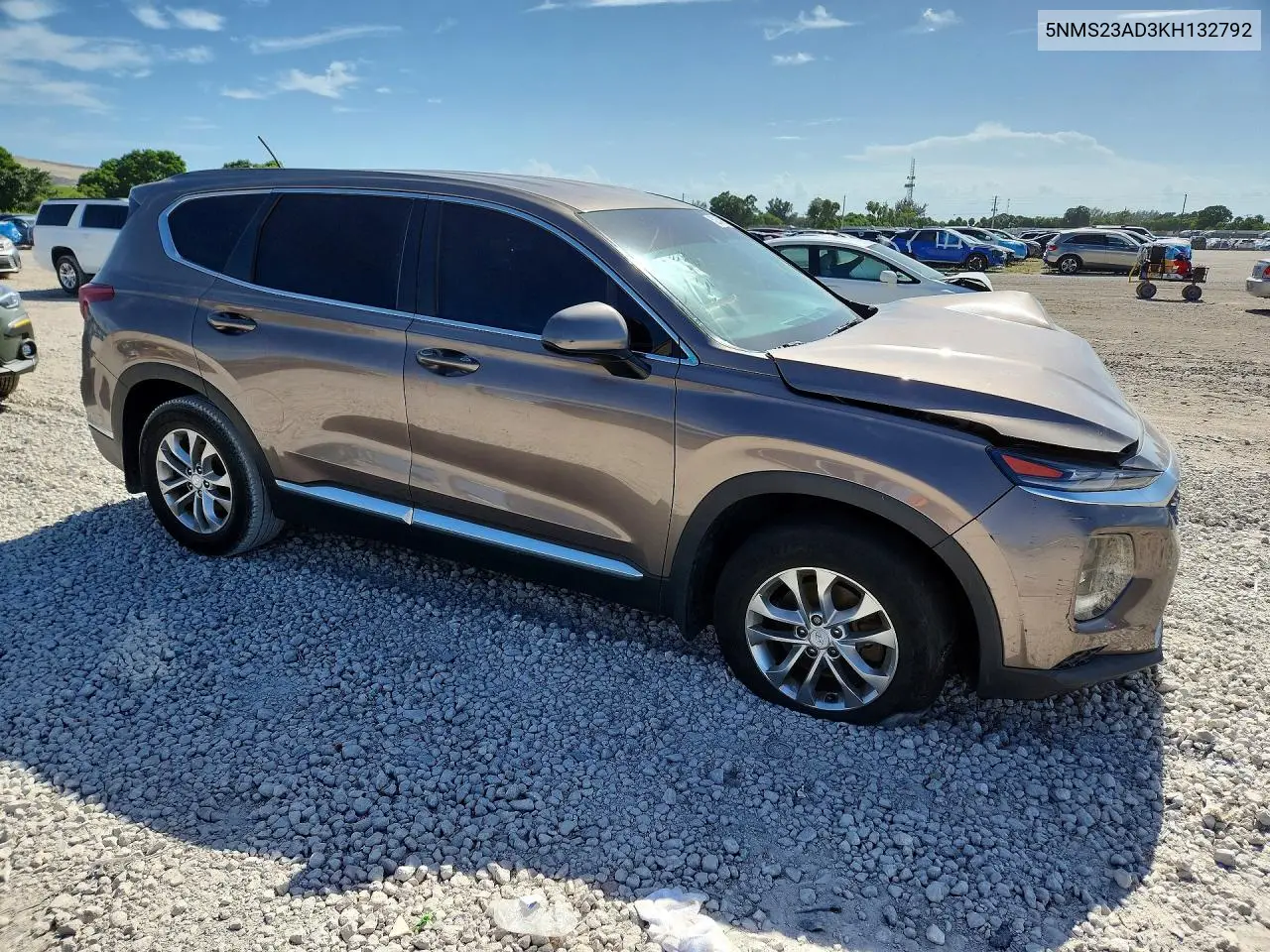 5NMS23AD3KH132792 2019 Hyundai Santa Fe Se