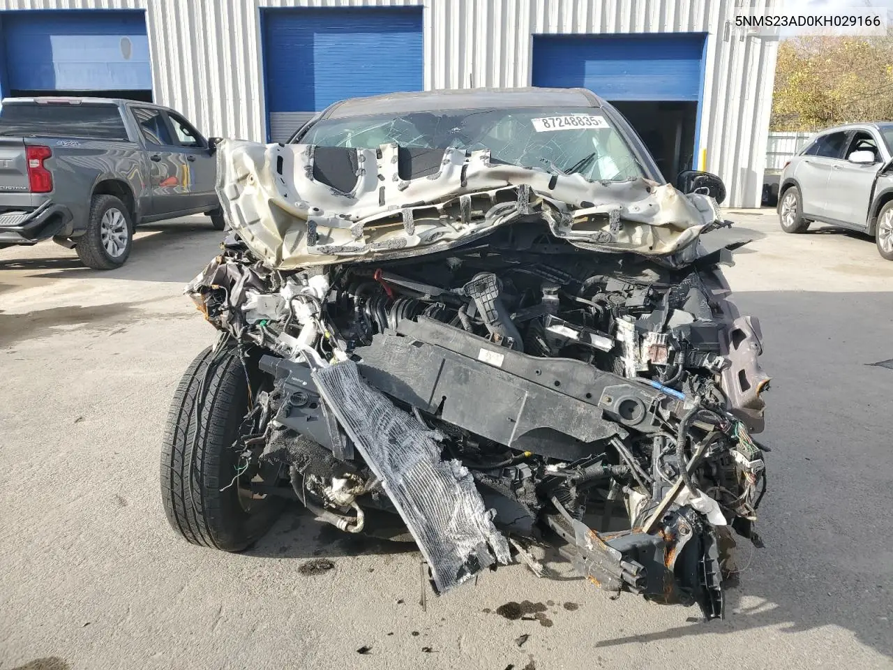 5NMS23AD0KH029166 2019 Hyundai Santa Fe Se