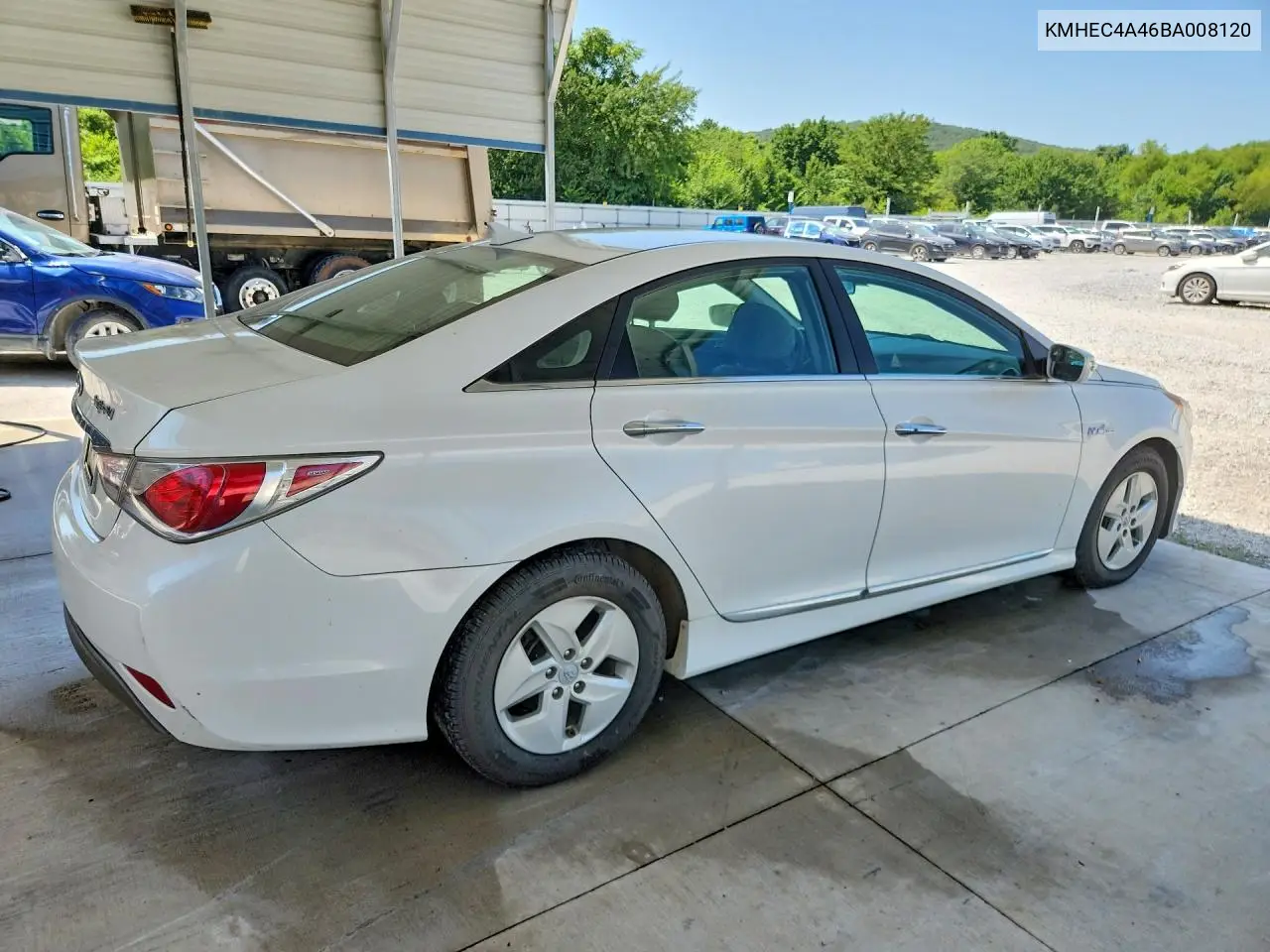 2011 Hyundai Sonata Hybrid VIN: KMHEC4A46BA008120 Lot: 61985666