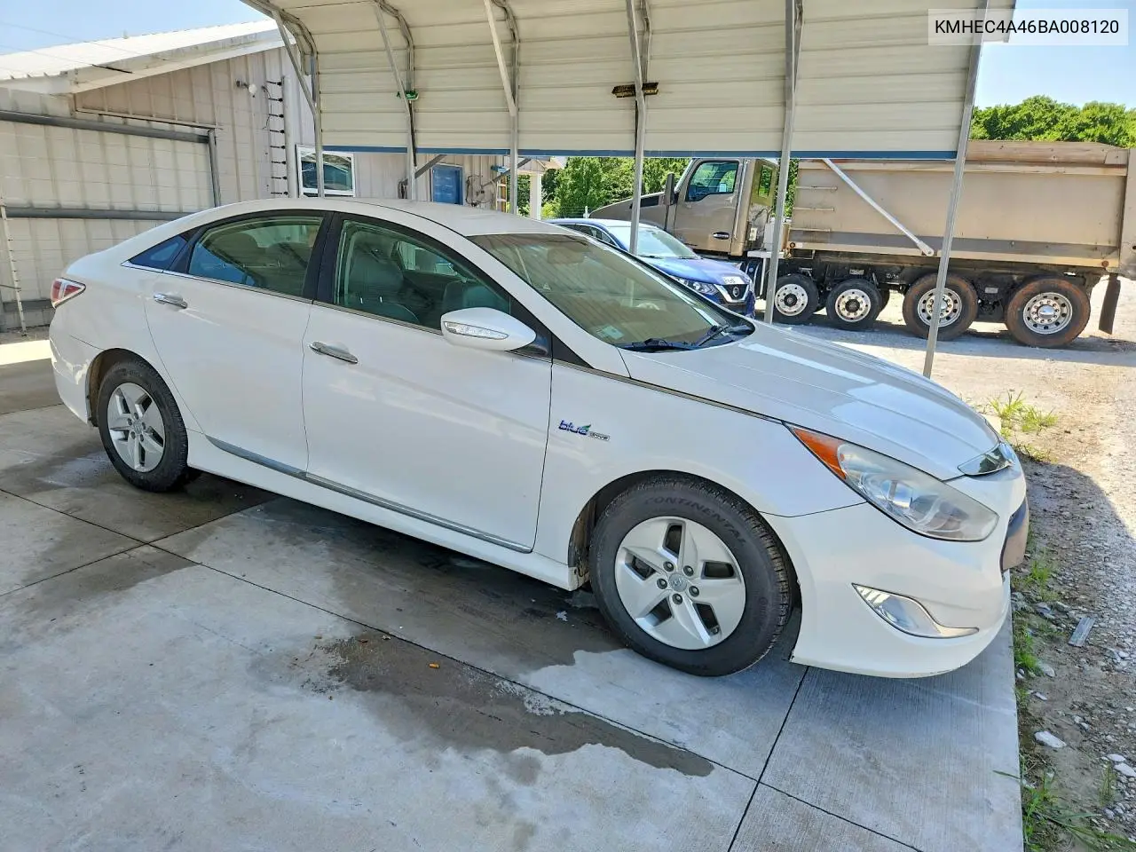 2011 Hyundai Sonata Hybrid VIN: KMHEC4A46BA008120 Lot: 61985666