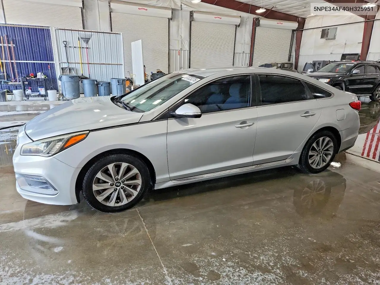 2016 Hyundai Sonata Sport VIN: 5NPE34AF4GH325951 Lot: 61323276