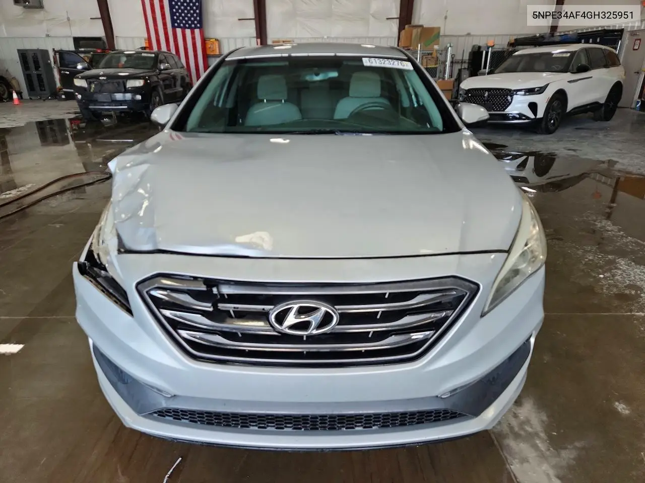 2016 Hyundai Sonata Sport VIN: 5NPE34AF4GH325951 Lot: 61323276