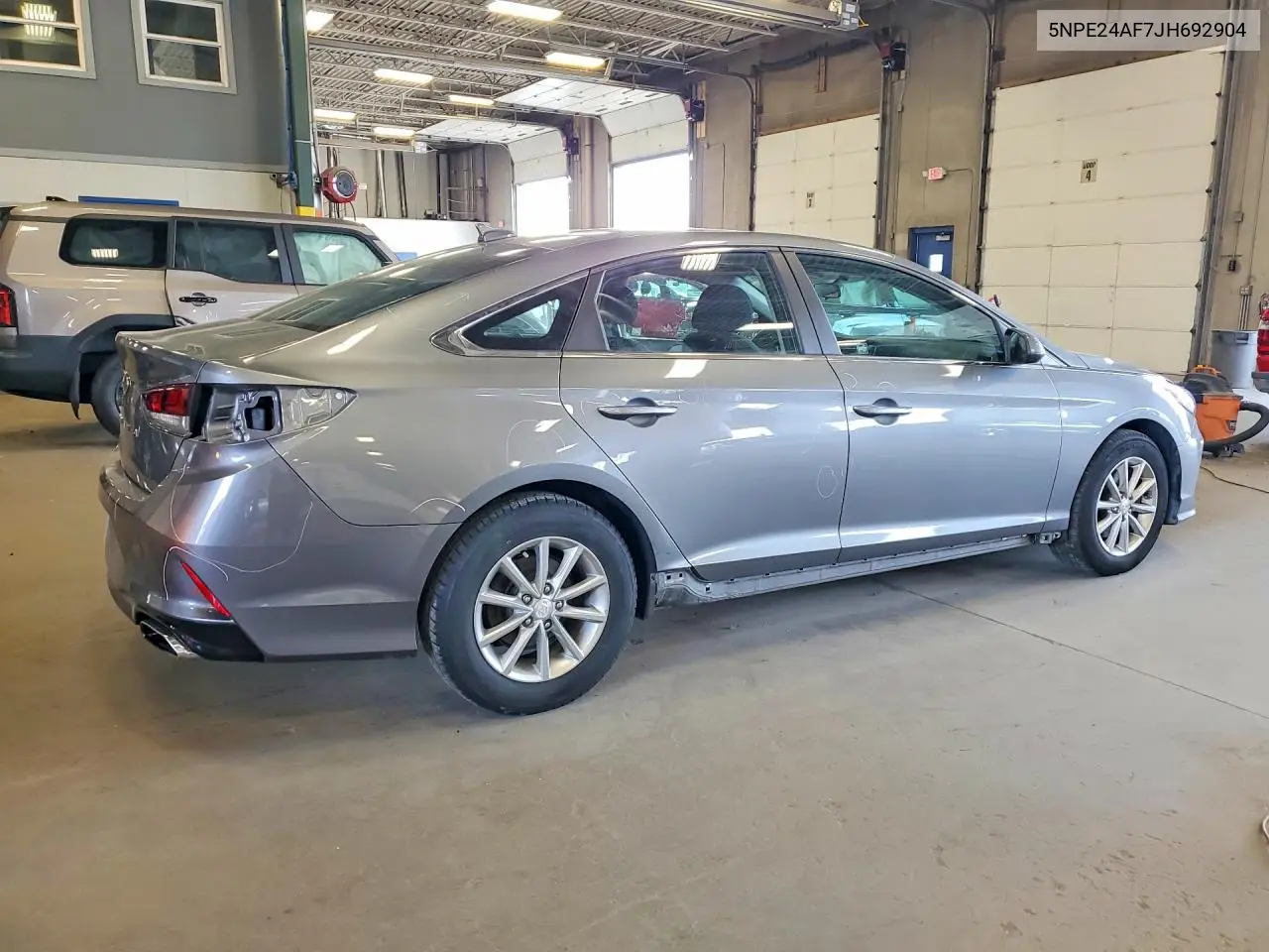 2018 Hyundai Sonata Se VIN: 5NPE24AF7JH692904 Lot: 61547526