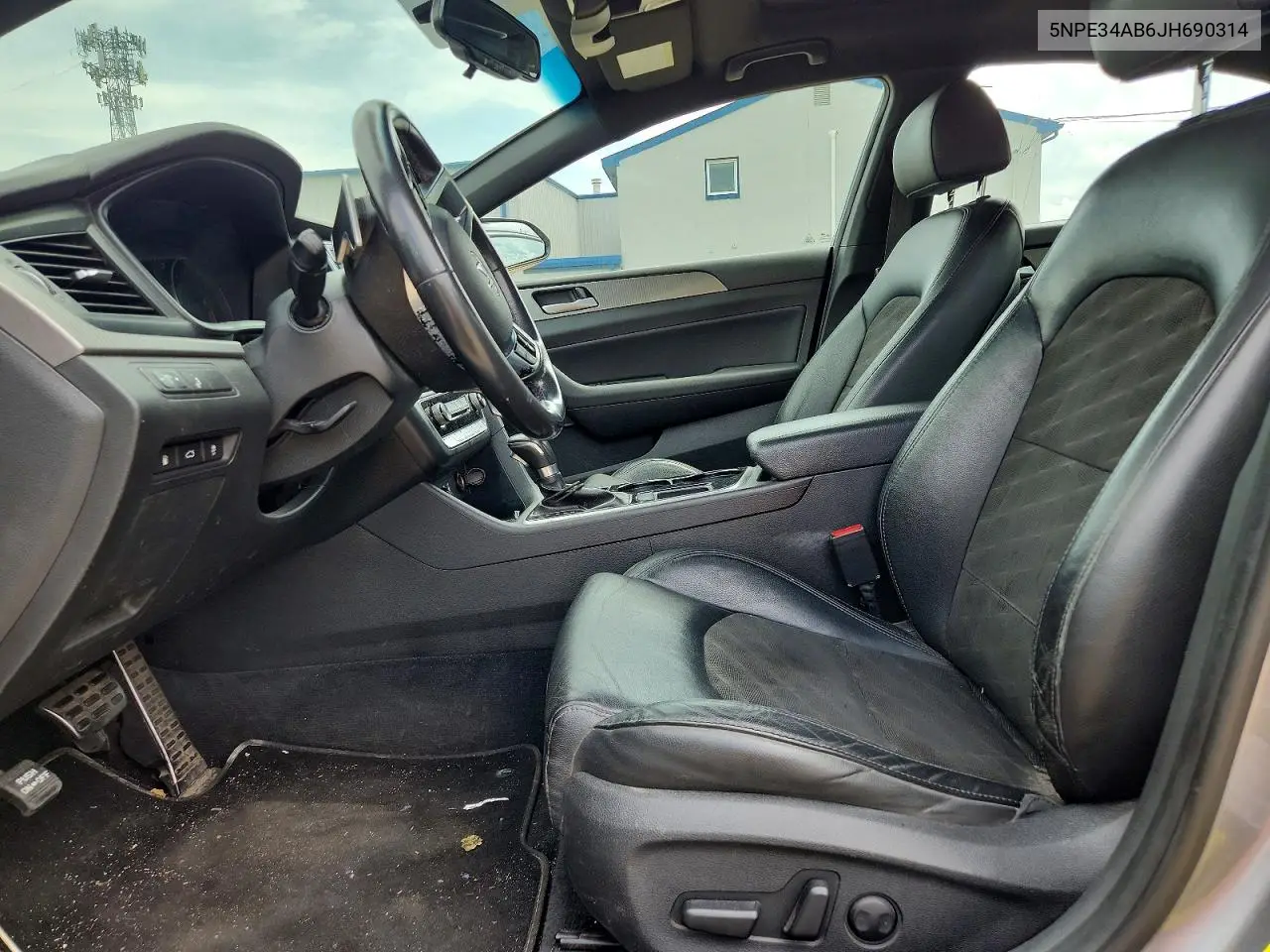 2018 Hyundai Sonata Sport 2.0T VIN: 5NPE34AB6JH690314 Lot: 61918636