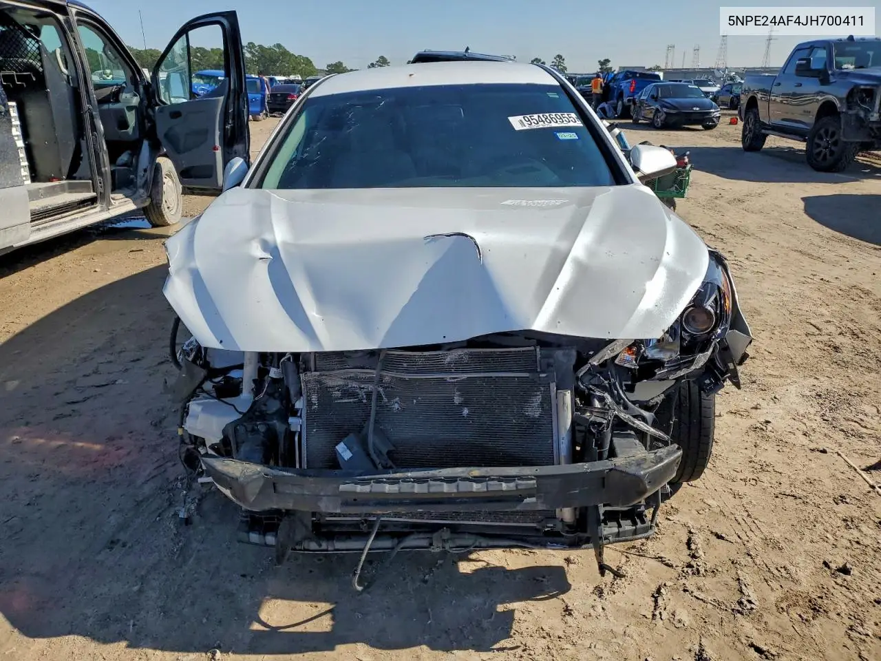 5NPE24AF4JH700411 2018 Hyundai Sonata Se
