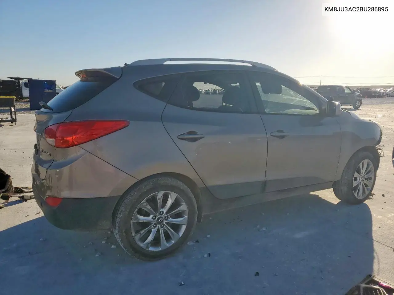 KM8JU3AC2BU286895 2011 Hyundai Tucson Gls