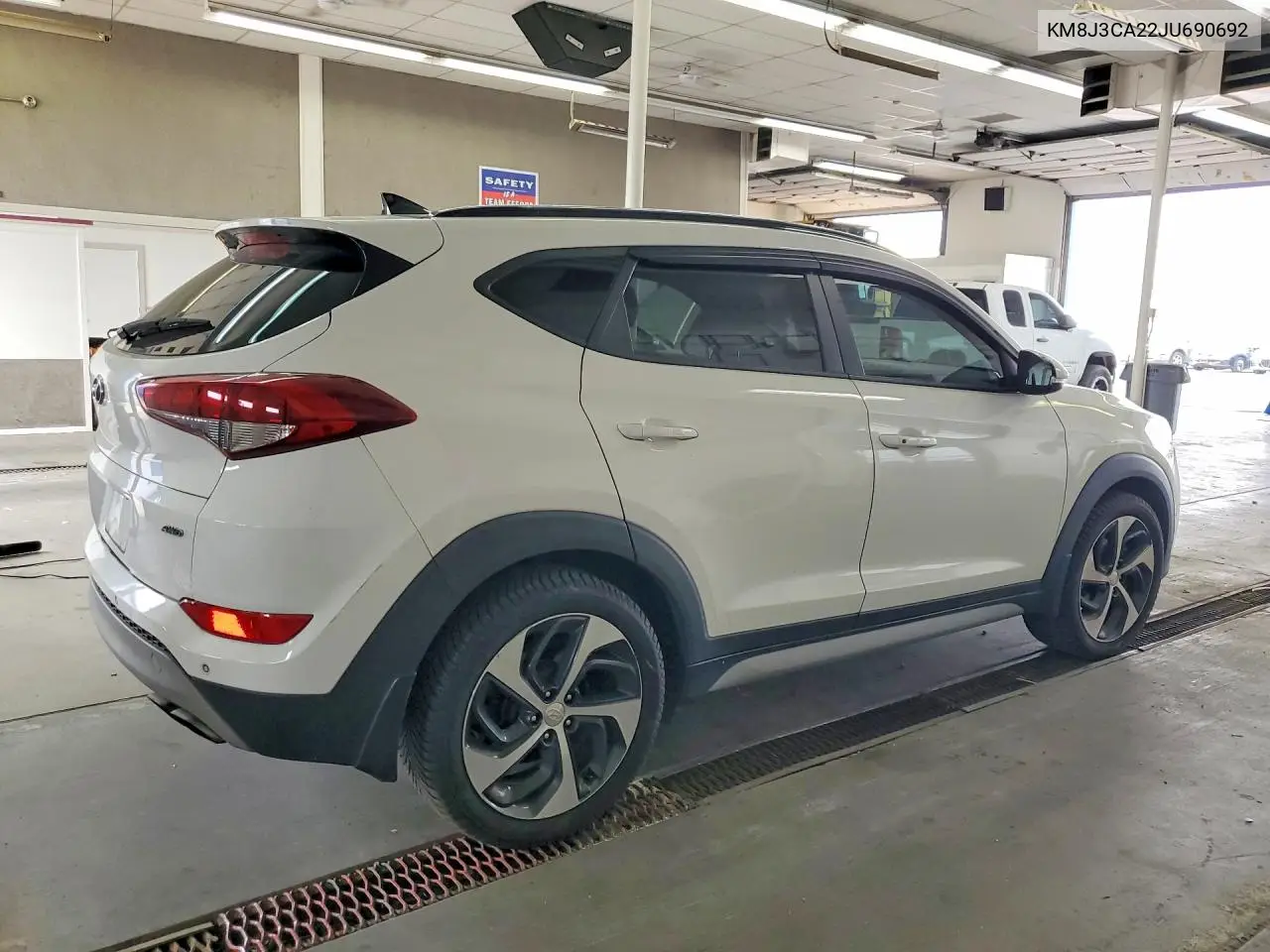 2018 Hyundai Tucson Value VIN: KM8J3CA22JU690692 Lot: 61589466