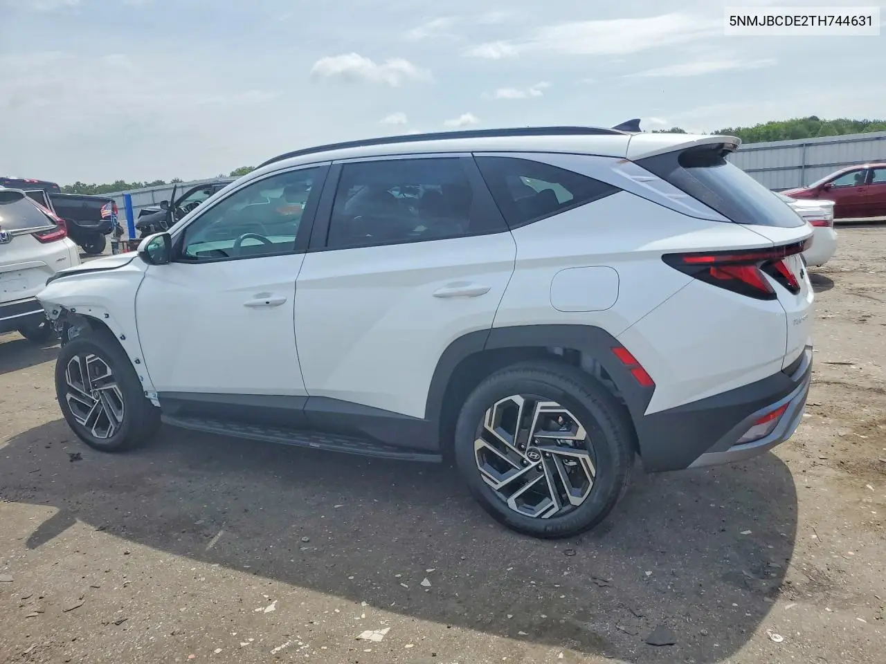 2026 Hyundai Tucson Sel Plus VIN: 5NMJBCDE2TH744631 Lot: 62113036