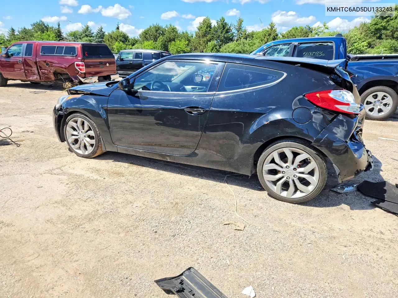 2013 Hyundai Veloster Base VIN: KMHTC6AD5DU133243 Lot: 56786546