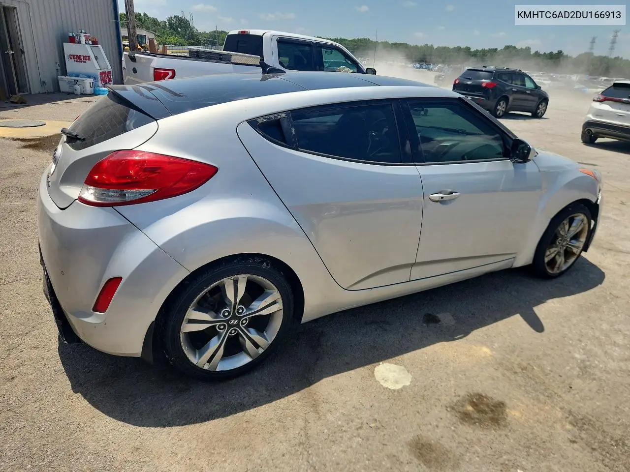 2013 Hyundai Veloster Base VIN: KMHTC6AD2DU166913 Lot: 59537306