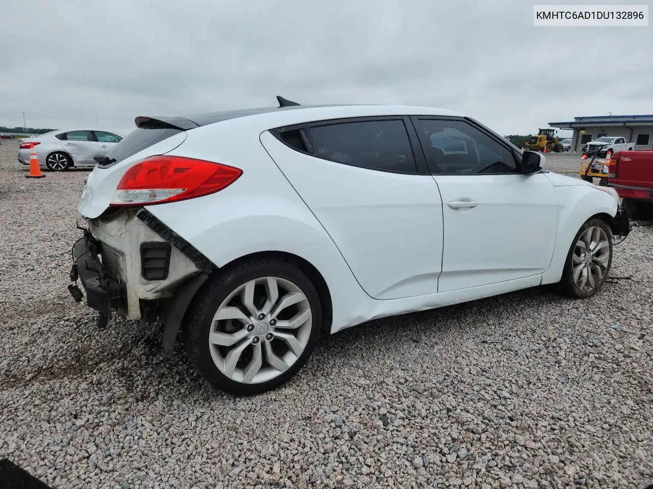 2013 Hyundai Veloster Base VIN: KMHTC6AD1DU132896 Lot: 60224866