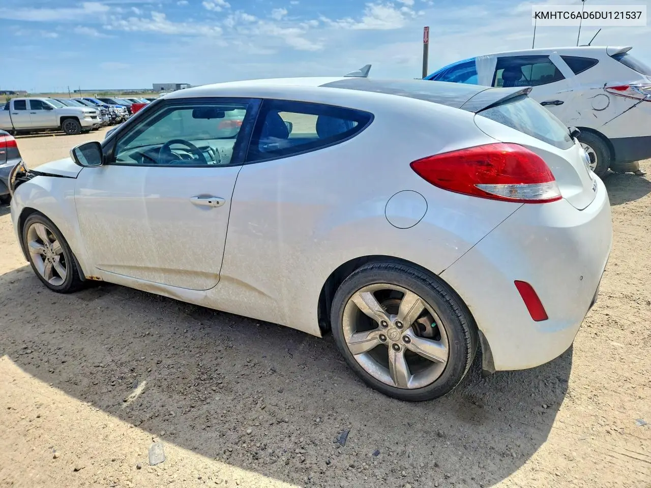 2013 Hyundai Veloster Base VIN: KMHTC6AD6DU121537 Lot: 61027876