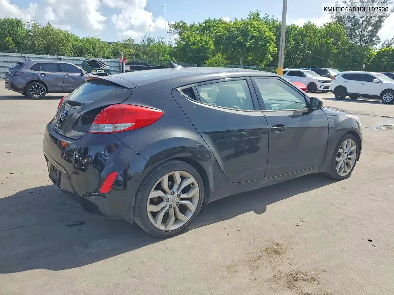 2013 Hyundai Veloster Base VIN: KMHTC6AD1DU102930 Lot: 61288876