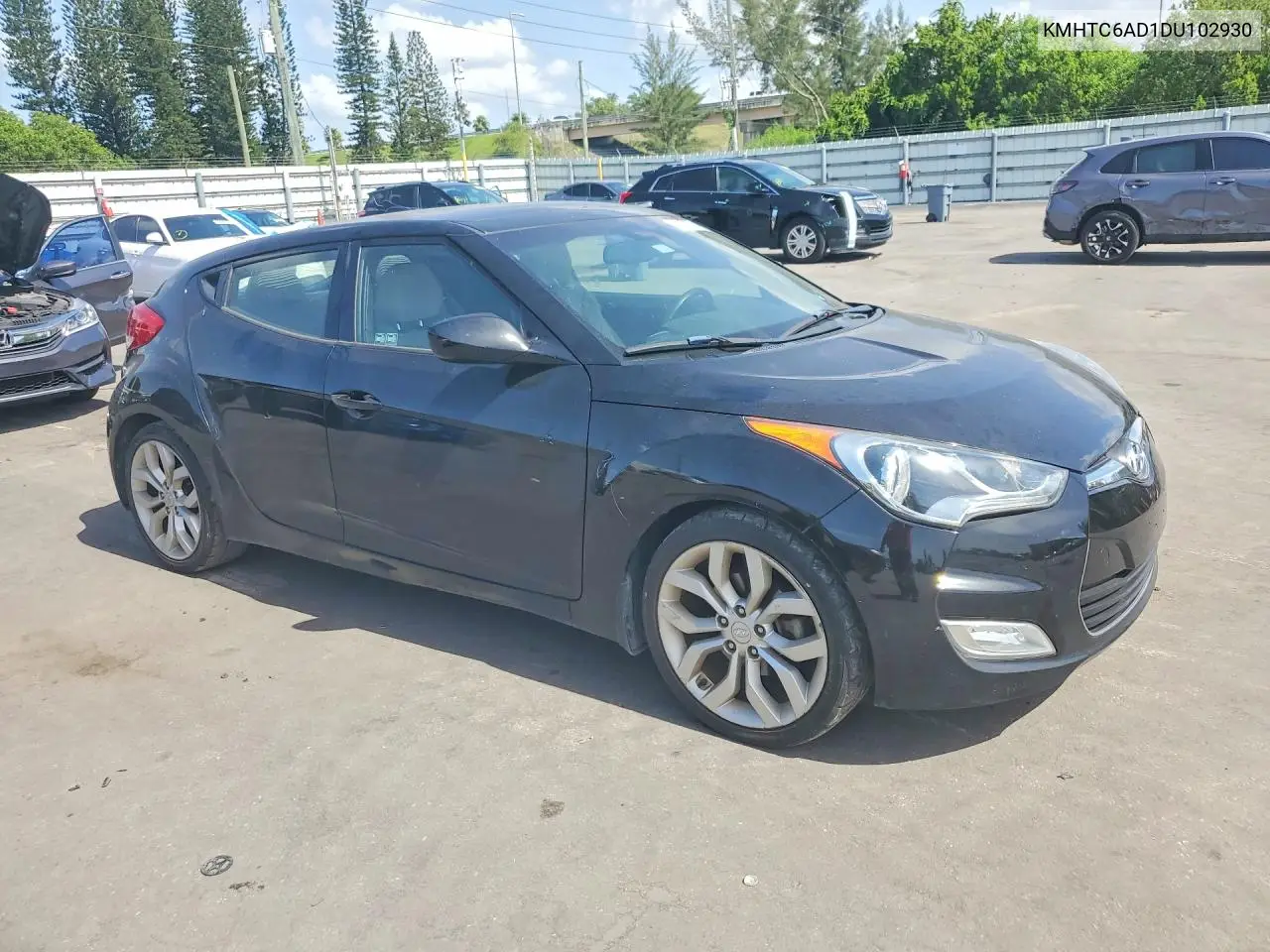 2013 Hyundai Veloster Base VIN: KMHTC6AD1DU102930 Lot: 61288876